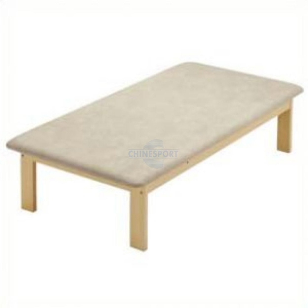 Picture of Lettini da esami e trattamenti in legno a due sezioni o quattro sezioni - Chinesport